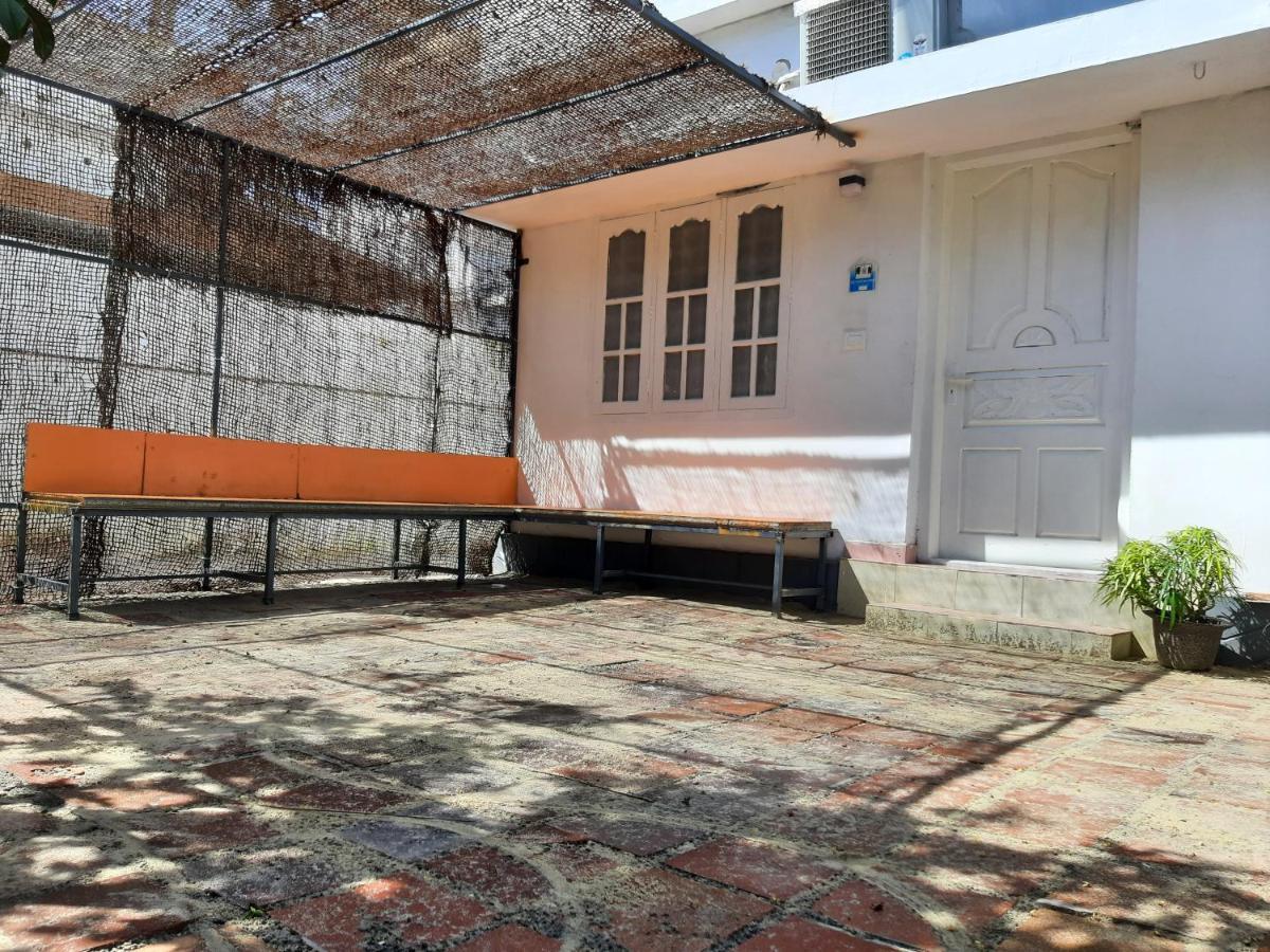 A Loft Vandrarhem Alappuzha Exteriör bild